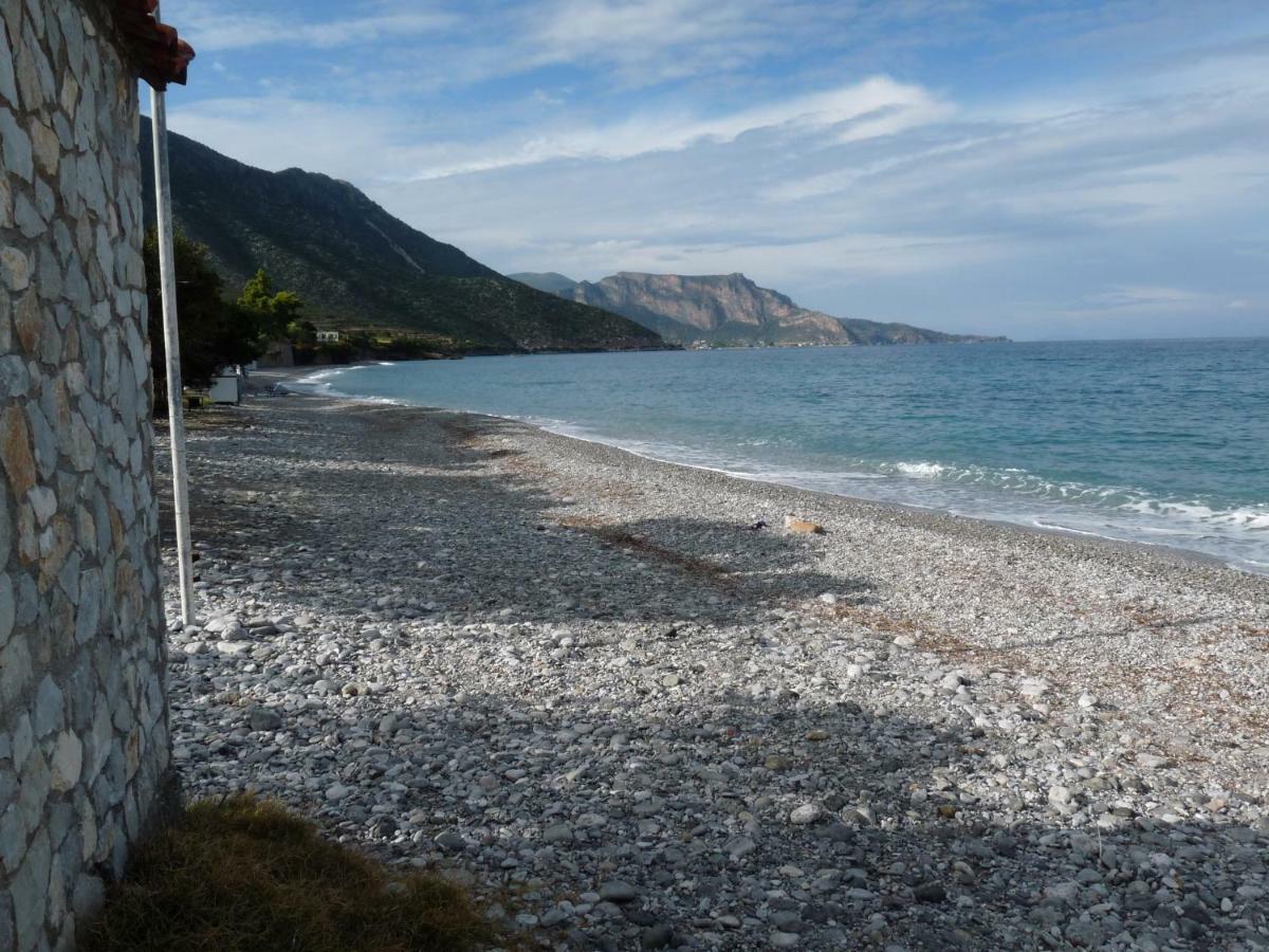 Lovely Traditionnal House With Sea View Tirós Exterior foto